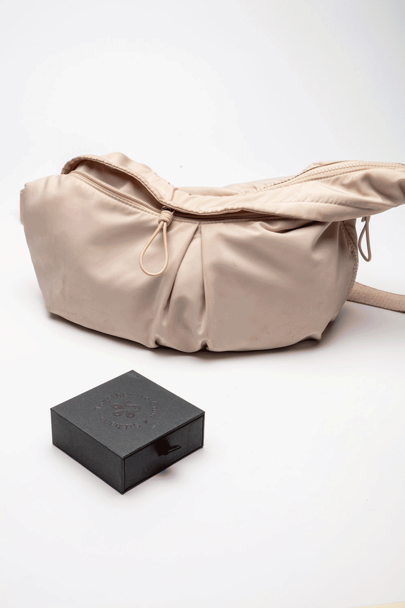 Luxury Unscented Potpourri Pouch with Crystal Clasp