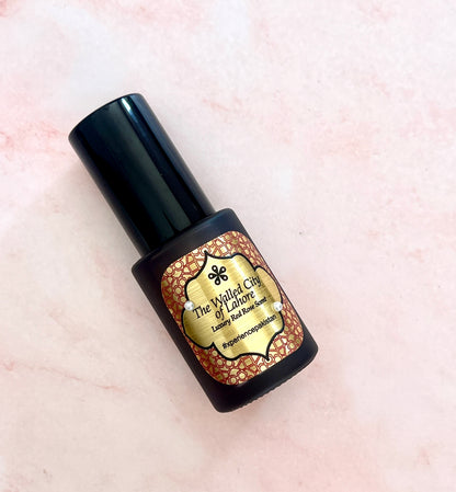 Sikhana Luxury Body Mist, 30ml, on pink marble