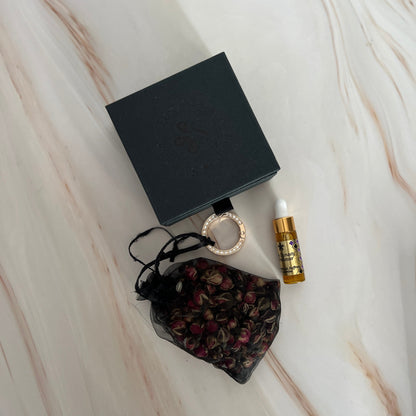 Luxury Unscented Potpourri Pouch with Crystal Clasp