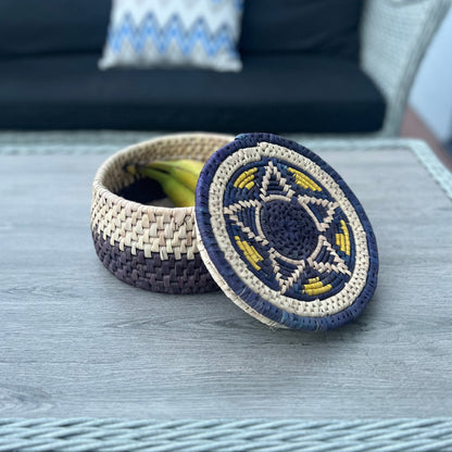 Blue, white & yellow patterned hot pot basket made with date palm leaves